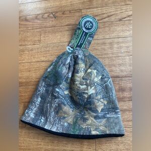 NWT Realtree Camouflage Winter outdoors Beanie Hat - hunting camping one size